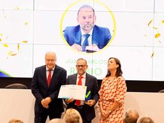 Juan Carlos Rubio (UMA) recibe el Premio Prevencionar por su trayectoria en prevención de riesgos laborales