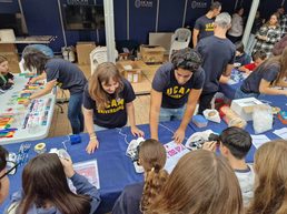 Cientos de escolares ‘hacen’ ciencia con la UCAM en la Semana de la Ciencia y la Tecnología de Murcia