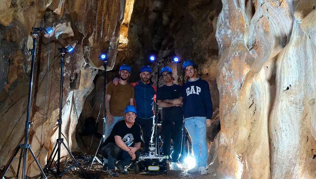 La Universidad de Málaga crea una base de datos para mejorar la exploración de cuevas con robots autónomos