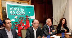 La capital renueva su apoyo a Almería en Corto