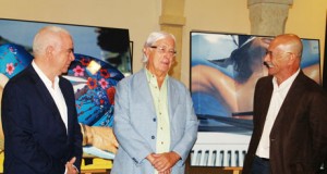 La Consejería de Cultura recibe 28 obras de Pérez Siquier