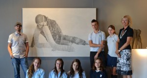 AM Gallery abre sus puertas a un grupo de estudiantes de la ESO