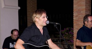 El espíritu de Lennon regresa a la Casa del Cine con un concierto homenaje a The Beatles