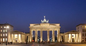 La embajada española en Berlín promoverá la movilidad laboral de los almerienses en Alemania