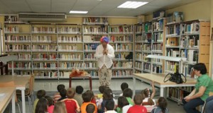 Teatro y talleres dan forma a la Semana de las Bibliotecas Interculturales en El Ejido