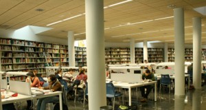Las biblotecas de El Ejido y Huércal Overa amplían su horario para preparar los exámenes finales