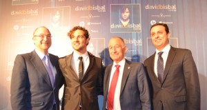 Almería se vuelve a cruzar en la carrera de David Bisbal