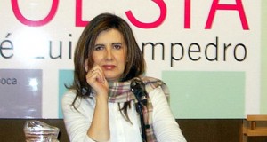 Blanca Andreu acerca su poesía esta tarde a sus lectores almerienses