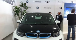 BMW presenta en Almería su nuevo modelo eléctrico