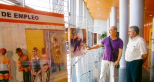 Santiago Giron recrea el burlesque del siglo XXI en El Ejido