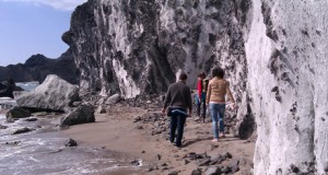 El programa de senderismo de Diputación se reanuda con un chapuzón en Cabo de Gata
