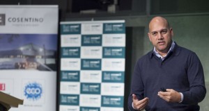 Cosentino convoca a los emprendedores para solucionar los grandes problemas de este país