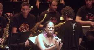Noche de jazz y grandes voces con las big bands almerienses