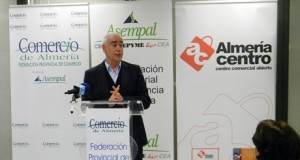 El Casco Histórico recibe la calificación de Centro Comercial Abierto