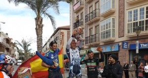 El increible caso del «cochinillo ciclista» da la vuelta al mundo