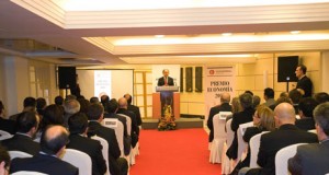 Economistas premiarán el mejor proyecto empresarial de la UAL