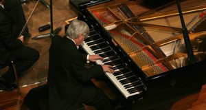 El pianista Ramón Coll se une al bicentenario de Chopín con un concierto en Unicaja