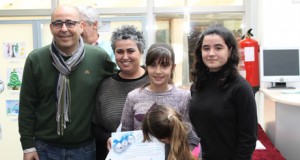 Huércal Overa entrega los premios de los concursos de Tarjetas de Navidad y del de Belenes