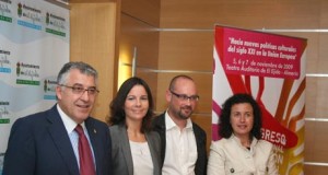 Los gestores culturales debaten en El Ejido crear de un Plan Estratégico para la UE