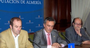El Consejo Rector del IEA aprueba los homenajes a Pérez Siquier y José Ángel Valente