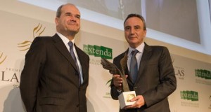 La UAL analizará la internacionalización de Cosentino en un Experto
