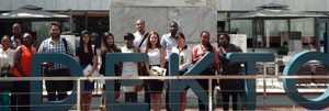 Un grupo de estudiantes de Asia y África visitan Cosentino
