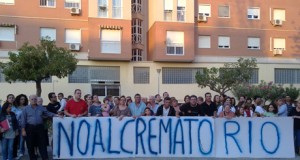 Vecinos de Torrecárdenas, en pie de guerra contra el crematorio