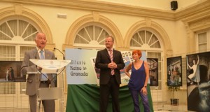 Almería, protagonista del cupón que la ONCE le dedica al Milenio de Granada
