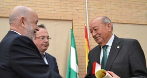 La Facultad de Derecho homenajea a sus anteriores decanos