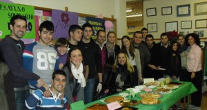 Alumnos del IES Abdera recaudan fondos para Asprodisa con un desayuno solidario