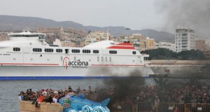El entierro de la sardina despide uno de los carnavales más seguidos