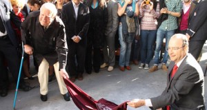El nombre de Eduardo Fajardo luce en el Paseo de las Estrellas