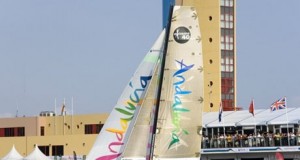 Los once equipos de la Extreme Sailing Series se preparan para el inicio de la competición