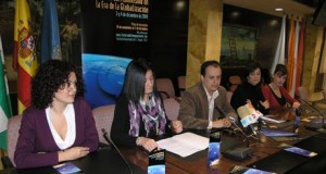 La globalización desde el punto de vista femenino en unas jornadas de la UAL