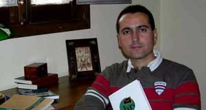 Fernando Martínez protagoniza el Club de Lectura de Níjar