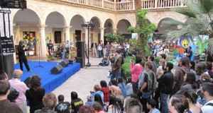 Almería grita por la libertad de expresión en la Escuela de Arte