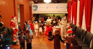 Vícar abre su calendario cultural de 2012 con una fiesta típica rusa