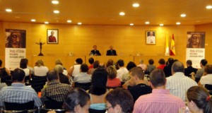 Acercar la figura de Jesús como respuesta a los problemas actuales
