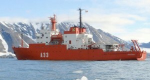 Un investigador de la UAL estudiará la actividad sísmica y los volcanes de la Antártida