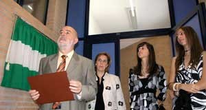 Un libro rinde homenaje al arqueólogo almeriense Manuel Carrilero