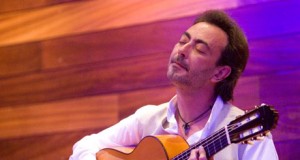El flamenco de José Antonio Rodríguez llena de sentimiento el Julián Arcas