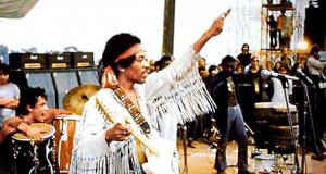 El Idem Festival conmemora 40 años de Woodstock en la playa de Los Escullos