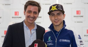 Silestone se pasa a las dos ruedas con Jorge Lorenzo