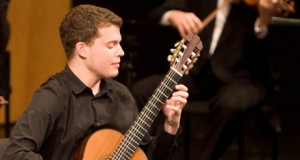 Guitarristas de 18 países participan en el Certamen Internacional Julián Arcas