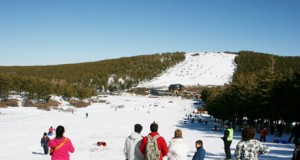 Senderismo con raquetas de nieve para aprovechar las últimas nevadas