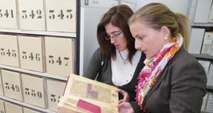 Berja restaura el segundo libro más antiguo del municipio, del siglo XVII