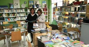 La Biblioteca de Carboneras cuenta con 200 títulos más donados por el Ministerio de Cultura