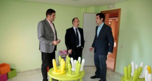 El Maestro Padilla inaugura su ludoteca que abrirá durante las actuaciones