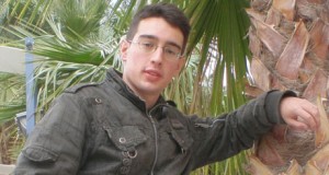 Luis Díaz Velázquez recita su poesía en una nueva entrega de los Banderines