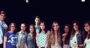 Luna Miguel, de joven a joven en Roquetas